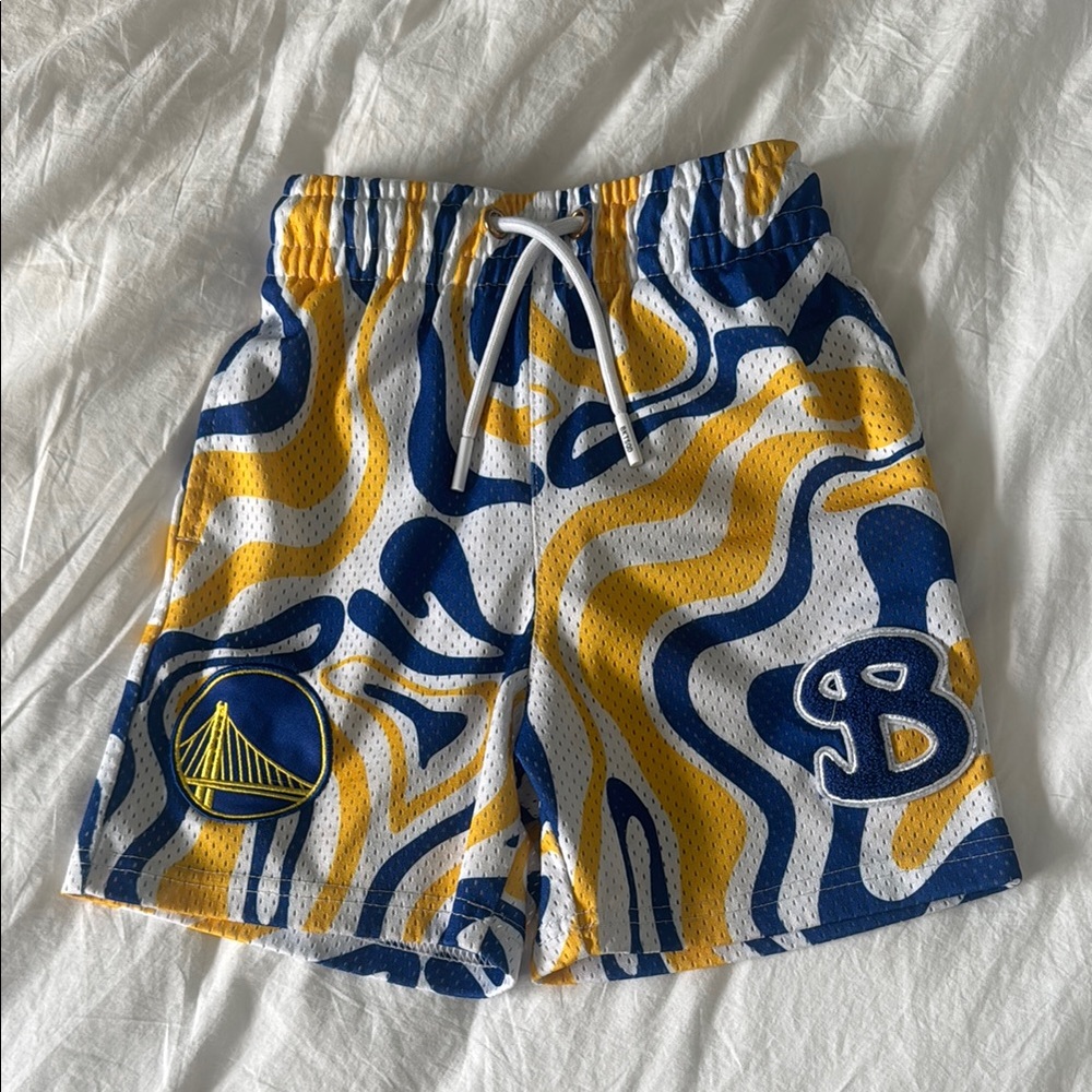 Bucketsquad Warriors Shorts Size YL